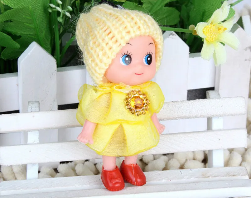 

1PCS Mini Confused STUFFED Doll Pendant Ornament Kawaii girls mini Doll Best Toy Gift for Girl
