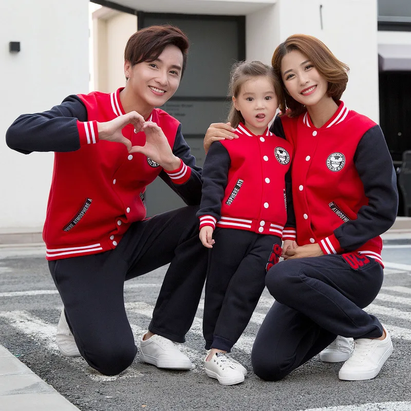Одежда для мамы и дочки сына 2018 осенне-зимняя семейная сочетающаяся бейсбольная