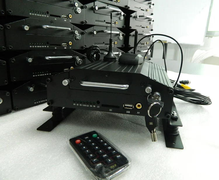 LSZ монитор MDVR Автомобильный видео AHD 4CH MDVR прямые продажи от производителей HD HDD автомобильный хост мониторинга