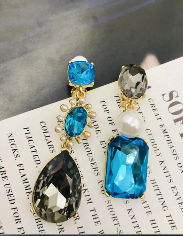 CSxjd High Quality Luxury Crystal pearl mix and match asymmetric without pierced ears ear clip