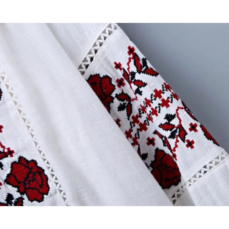 Женская блузка белая с длинным рукавом и отложным воротником | одежда