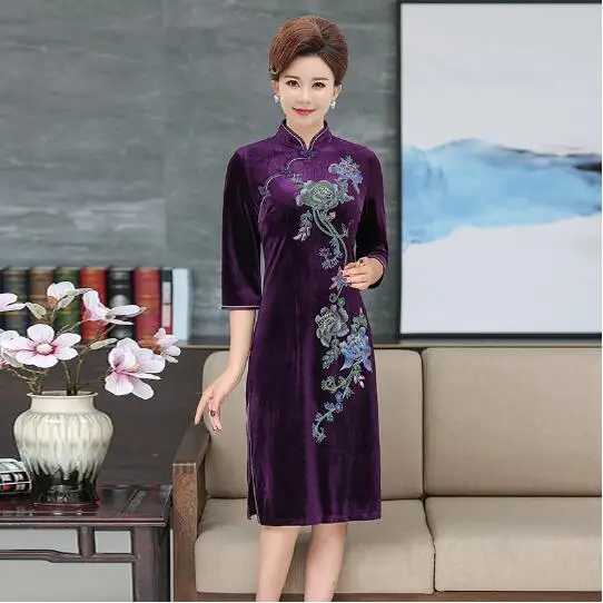 Пляжное бархатное платье до колена с цветочным рисунком элегантное в китайском