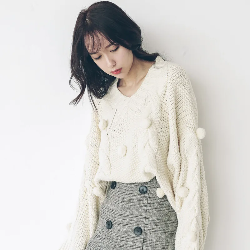 Vefadisa 2017 Autumn Winter New Korea Retro Vintage Green Weave Sexy V Neck 3D Ball Knitting Irregular Women Sweater A748 | Женская