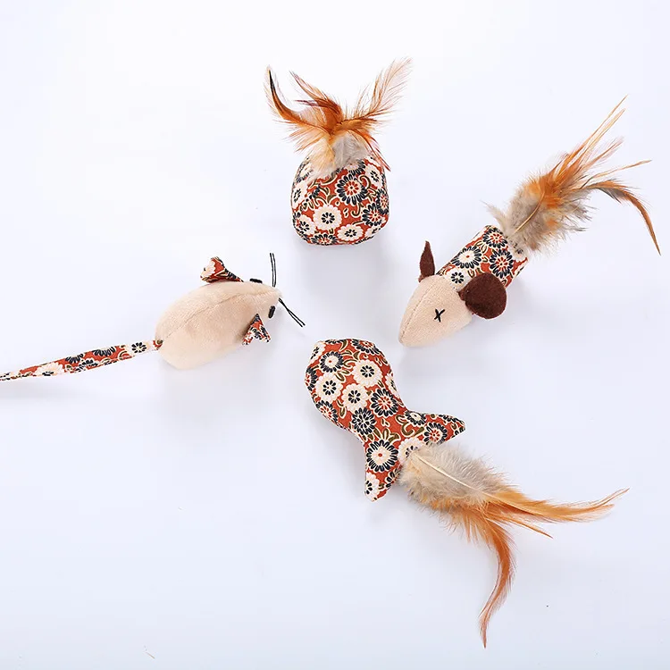 4pcs 4 шт./лот, портативные милые кошачьи игрушки мышь, рыбный шар, перо, игрушка с мятой, забавный кот, интерактивный тизер, игрушка для домашних животных, кошачья мята - Цвет: 4pcs