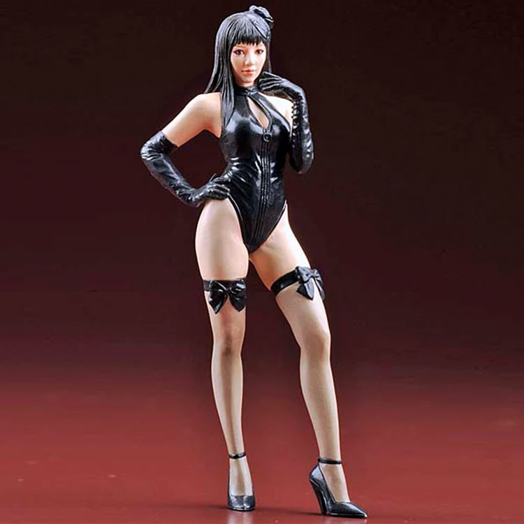 

1/20 NOSE ART QUEEN Yuri Morishita Girls from SCALE AVIATION Resin kit Figure GK Japan Reality Uncoated No colour
