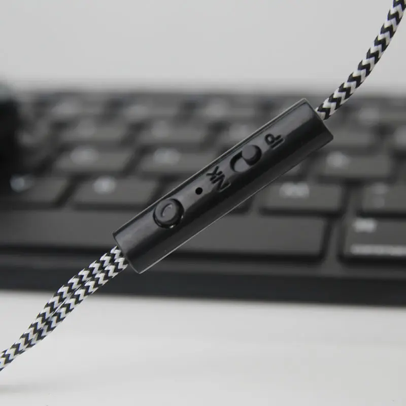 Оригинальные спортивные наушники Q140P с крючком басовая гарнитура микрофоном для