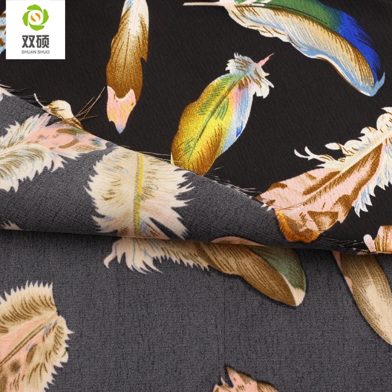Искусственный шелк стрейч саржа печати Перо узор Атлас Ткань модные Костюмы для