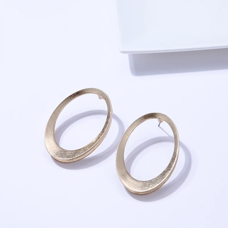 Женские серьги-гвоздики из цинкового сплава в минималистичном стиле | Украшения