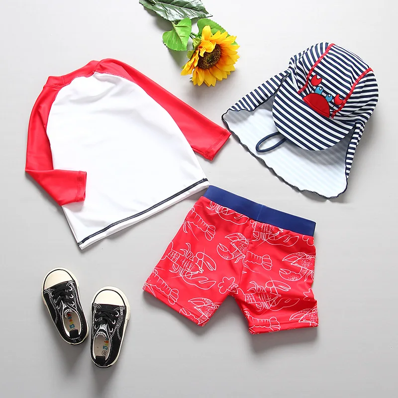 Детский купальный костюм красный с принтом омаров длинными рукавами и защитой от