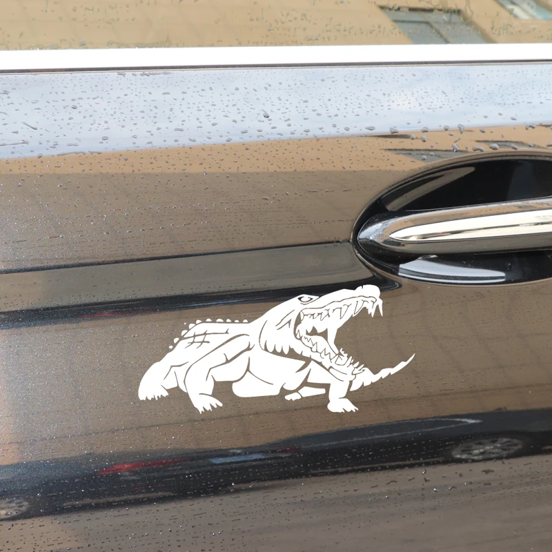 

YJZT 17.7CM*8.2CM Cruel Crocodile Decorate Vinyl Decal Bumper Accessories Car Sticker Black/Silver C4-1423