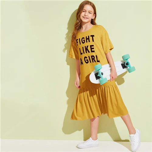 SHEIN/Детская Повседневная футболка для девочек с буквенным принтом и рюшами на подоле; платье для детей; коллекция года; Летние Детские платья средней длины с короткими рукавами и оборками - Цвет: Цвет: желтый