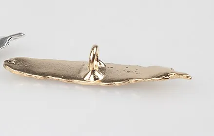 Gold 6 шт. декоративные пуговицы в стиле ретро из цинкового сплава бронзового золотого серебряного цвета с перьями, подвески для самодельных аксессуаров - Окраска металла: Gold