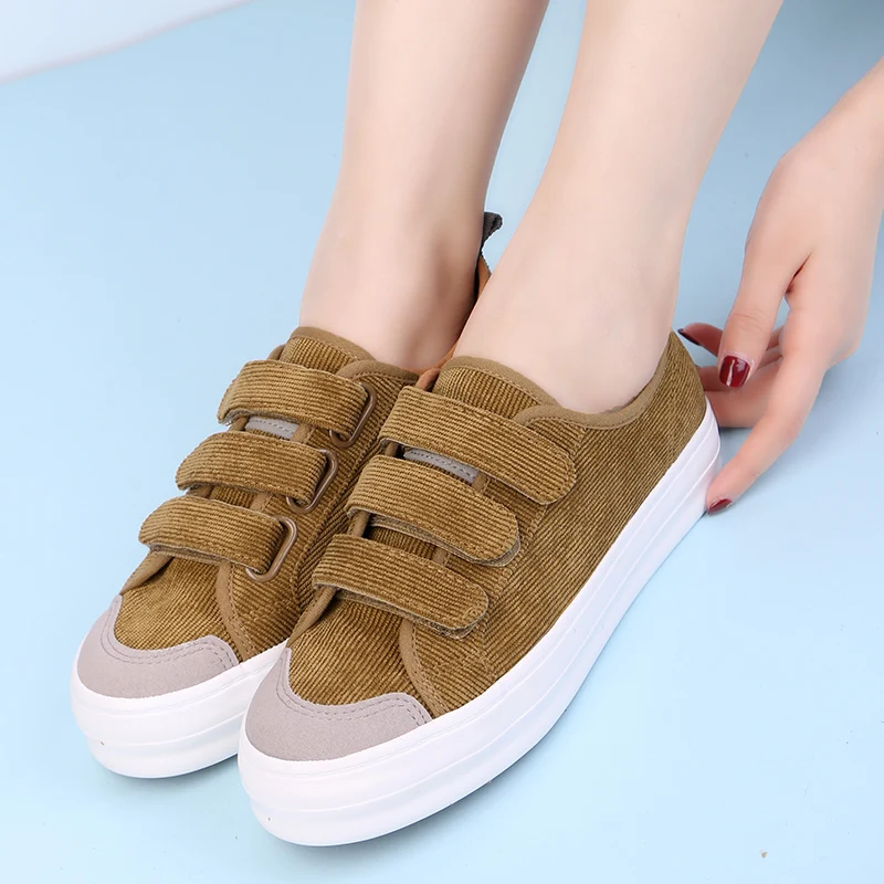 Красивая весенняя парусиновая обувь на низком каблуке Женская плоской подошве в