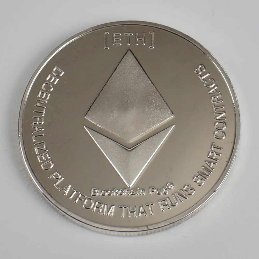 Памятная монета этериум с золотым и серебряным покрытием коллекция искусства