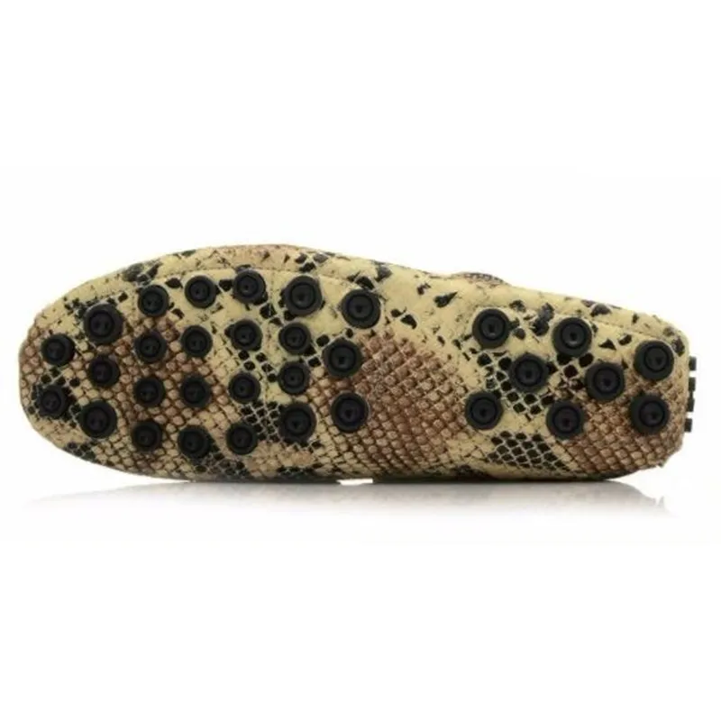 

Summer Male Casual shoes Fashion Boat shoes Men Moccasins Serpentine pattern leather Slip On Flats Moccasins Driving shoes 022