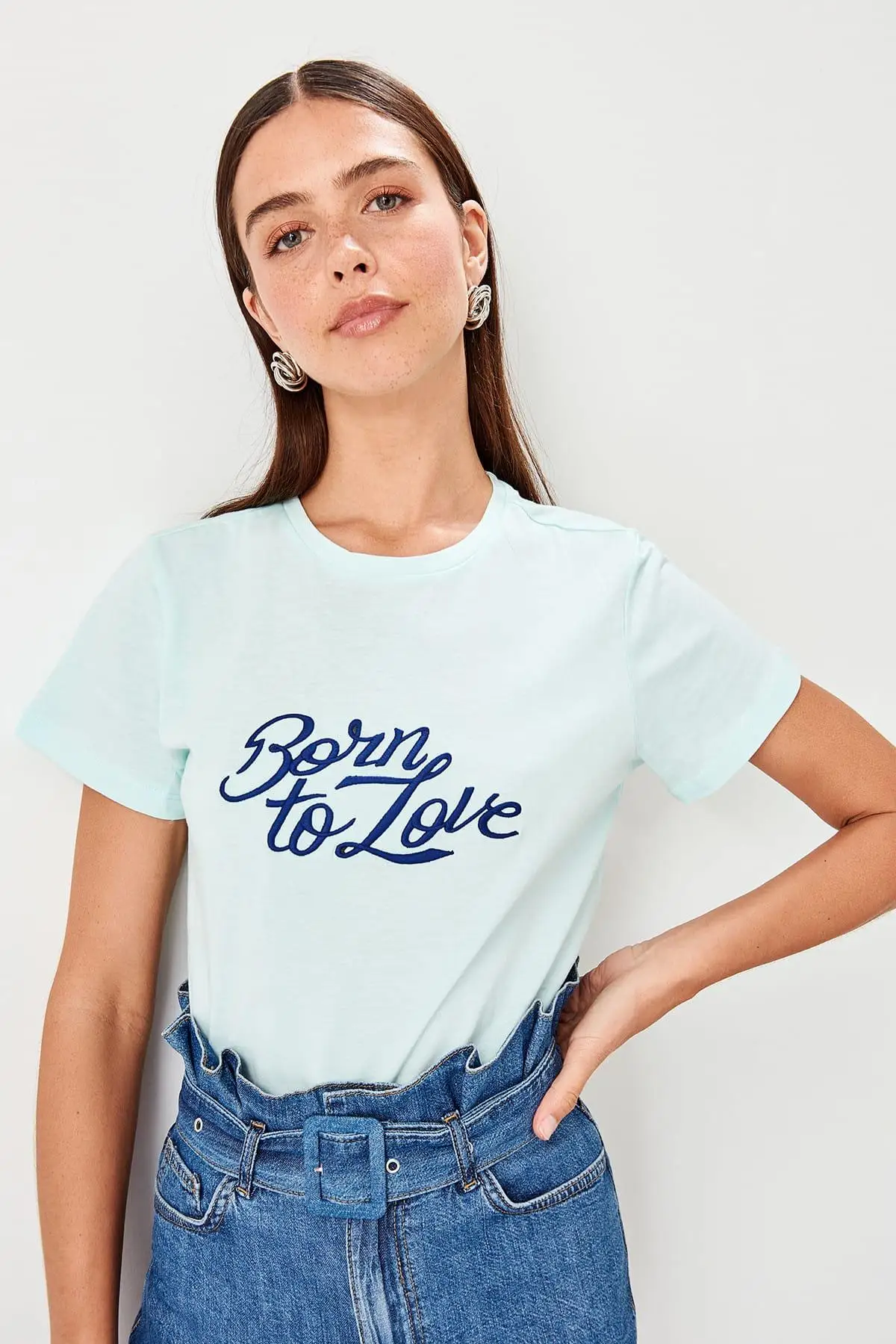 Базовые Трикотажные футболки Trendyol Mint с принтом TWOSS19TS0519