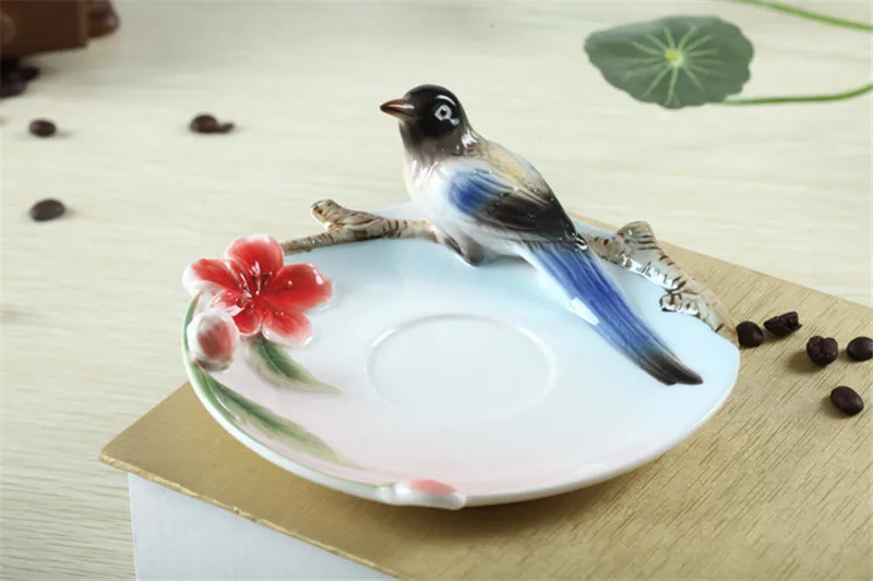 Фирменные кофейные чашки с 3D птицей и цветами, блюдце, ложка, цветные эмалированные керамические фарфоровые кофейные чайные сервизы для дома, кафе, подарок, 6 цветов