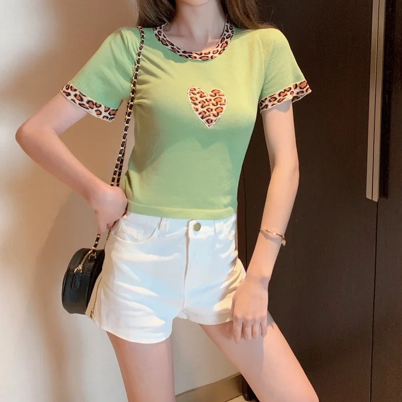 Футболка женская Летняя трикотажная с круглым вырезом и коротким рукавом |