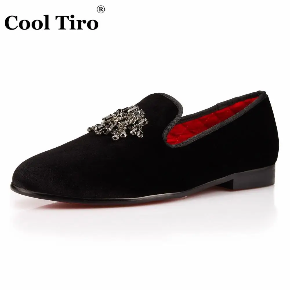 COOL TIRO/мужские лоферы; бархатная тапочка; Черные Мужские модельные туфли с кисточками и кристаллами; Туфли-слипоны; Роскошные вечерние и свадебные туфли на плоской подошве - Цвет: black Crystals