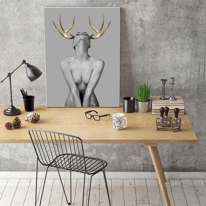 Скандинавская черно белая Картина на холсте с изображением оленя рога девочки