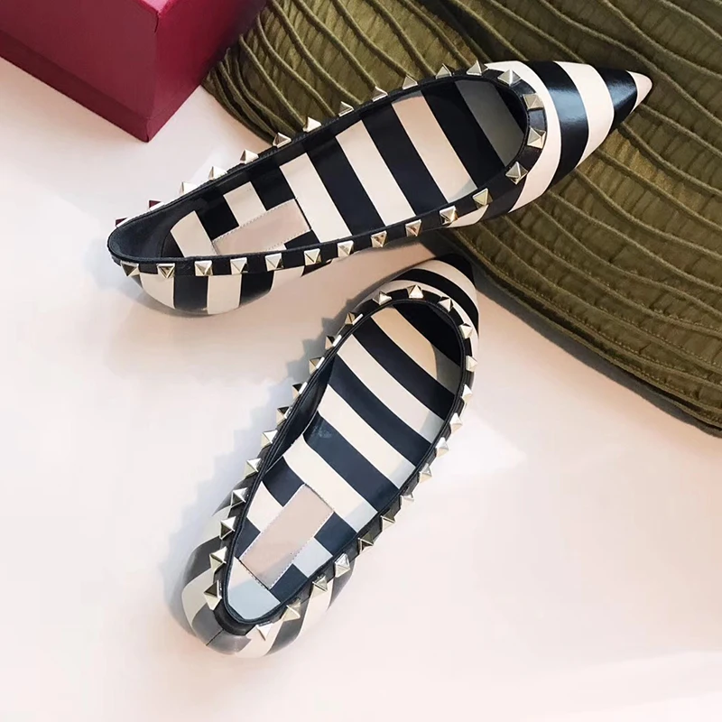 Черные белые Красные балетки на плоской подошве с острым носком украшенные