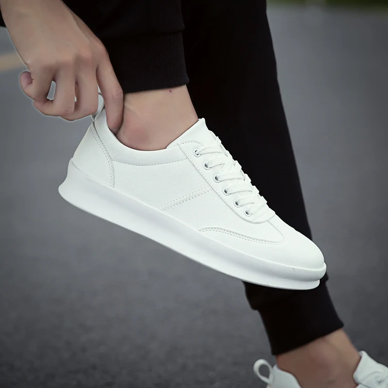 BomKinta Brand Breathable Casual Shoes Men Black White Red Outdoor Walking Sneakers Comfortable Mans Footwear |