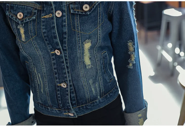 Женская джинсовая куртка стрейч короткая с длинными рукавами весна-осень 2017 |