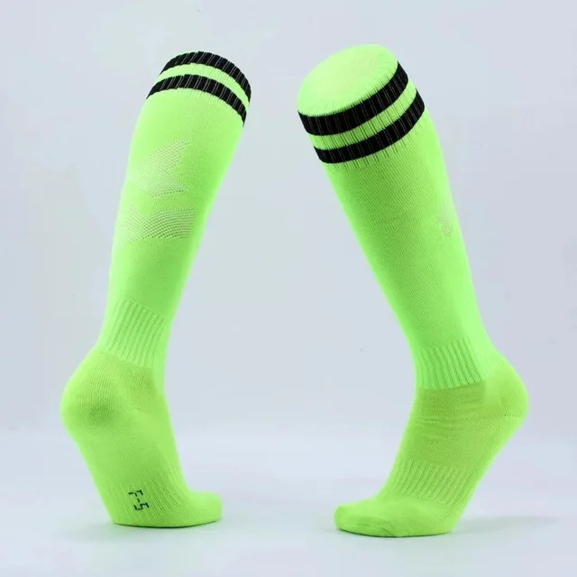 green Спортивные дышащие носки для бега и велоспорта футбольные гетры мужские, детские, женские, баскетбольные утепленные носки medias de futbol - Цвет: green