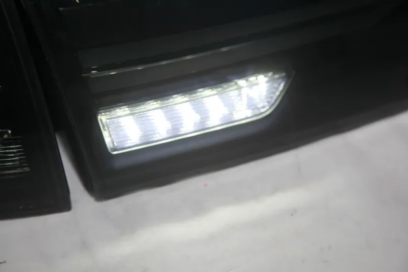 Для Volkswagen New Jetta MK6 Sagitar светодиодный задние фонари 2011 2012 2013 год для AUDI Стиль динамический токарная обработка