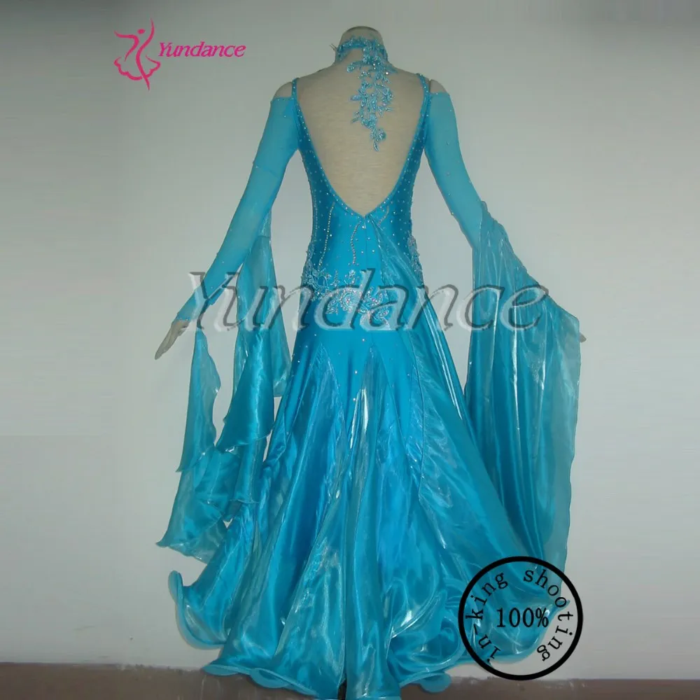 

Professional Customizing Long Sleeve Chinese Dance Costume Ballroom B-11176
