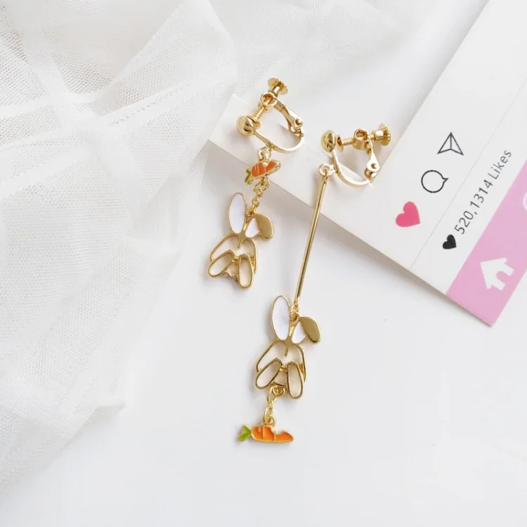 Clip Earrings Rabbit Забавная Асимметричная заколка кролик серьги без пирсинга летние модные Животные Детская клипса серьги - Окраска металла: Clip Earrings Rabbit