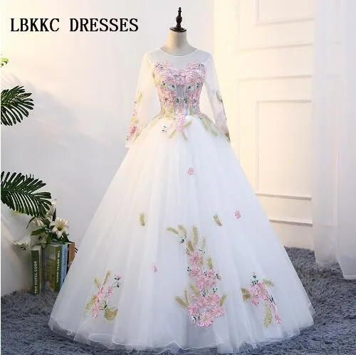

Cheap Quinceanera Gowns White Long Sleeves Quinceanera Dresses Tulle With Pink Embroidery Lace Elegant Ball Gown Prom Dress