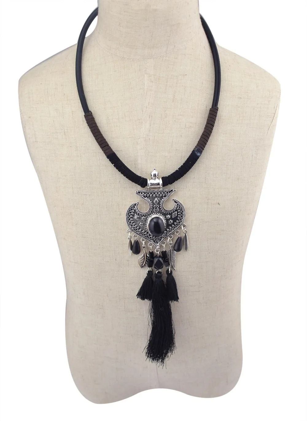Ожерелья ручной работы в этническом стиле с подвесками из черного шнура и якоря