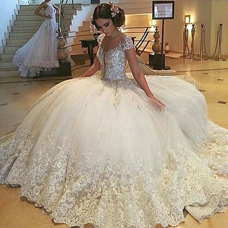 

High quality Luxury 2021 Ball gown Lace Wedding dresses Cap sleeve V neck Backless Chapel train Appliques Veiai Bridal dress