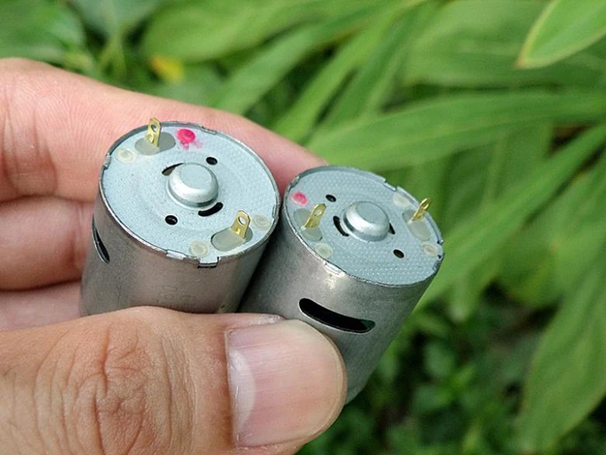 Углеродная щетка с высоким крутящим моментом 370 двигатель постоянного тока 3 в 6 в 7,2 в 12 В микро мотор прочный сильный магнитный Электрический аппарат 7500 об/мин-28800 об/мин горячая распродажа
