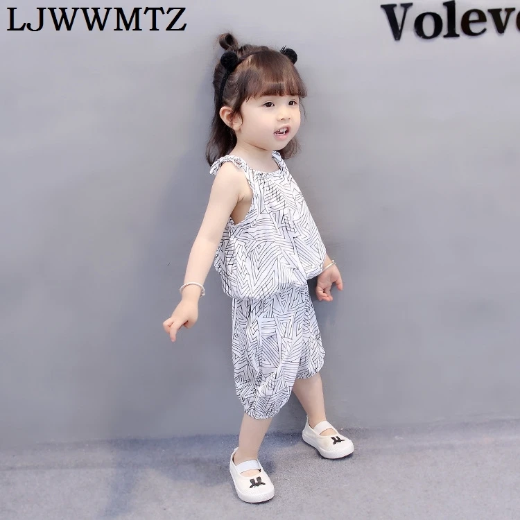 LJWWMTZ 2018 summer small and medium-sized girls geometric pattern sleeveless suit baby strap two-piece J18171 | Детская одежда и