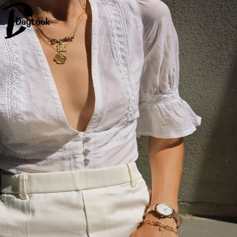 Daylook Elegant ruffles button white blouse cotton Vintage short sleeve lace tops 2018 summer femme blusas shirts tube top |
