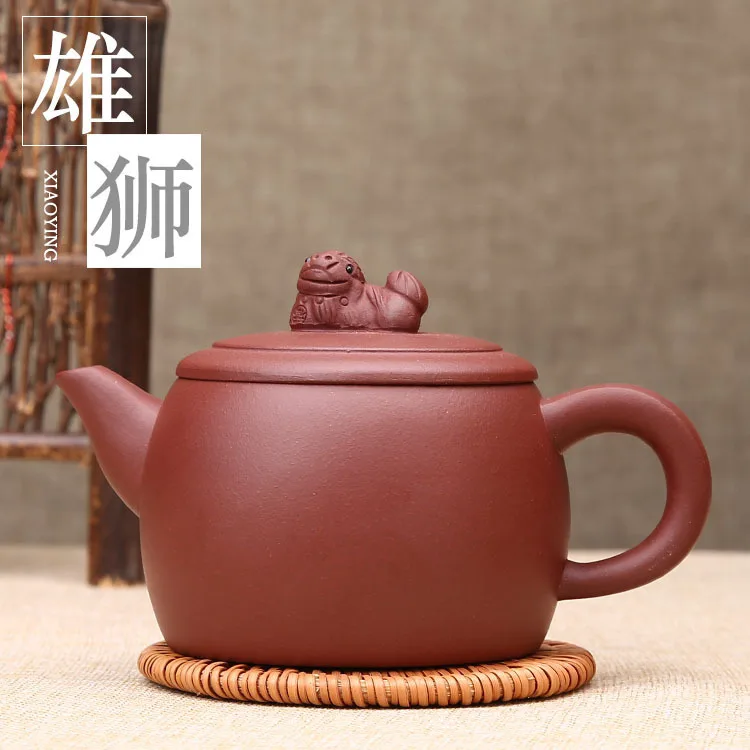 

Pot Wholesale Lion Sculpture Teaware Yixing Teapot Handicraft Gift Customization Factory Direct Selling Purple Sand Set