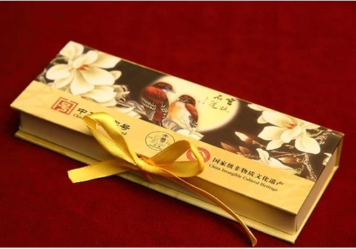 

ONEICE Shangguan Changzhou Natural Comb Specialty Ethnic Handicrafts Craft Wood Combs Four Talented Woman Wedding Decoration