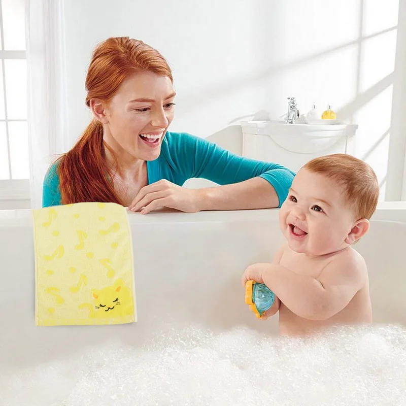 Мультяшное детское полотенце жаккардовое с вышивкой кошки маленькое волокно