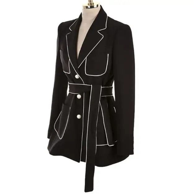 Женский белый чехол с перламутровыми пуговицами | Женская одежда