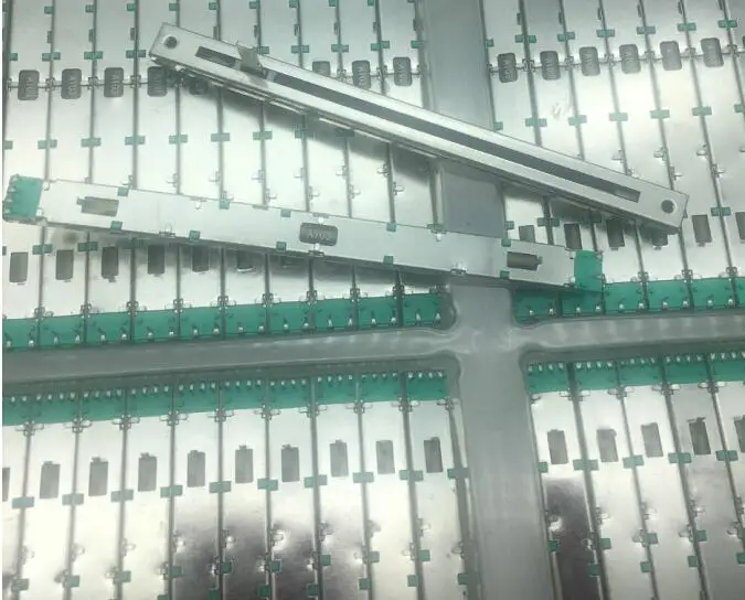 1pcs/lot For Mickey 165 Road 12.8 cm Small mixer fader Double potentiometer A10KX2 Axis length 15mm | Switches