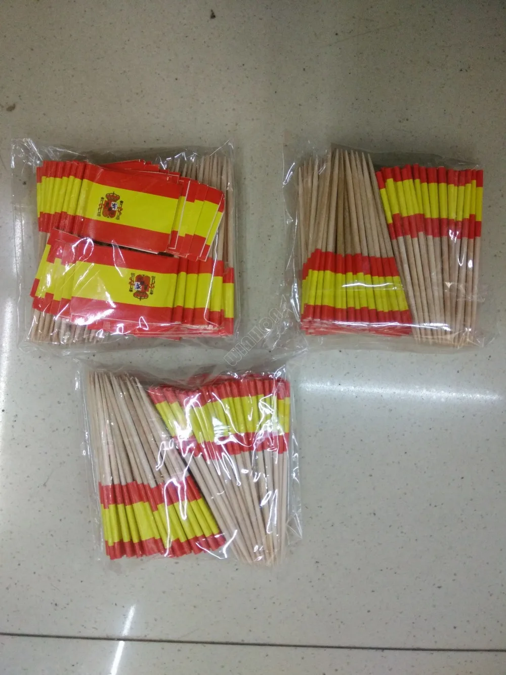 Мини 50 шт. испанские флаги для зубочистки Бандеры de Espana выбор еды для вечеринок, коктейлей, тапас деревянная зубочистка и бумажный флаг