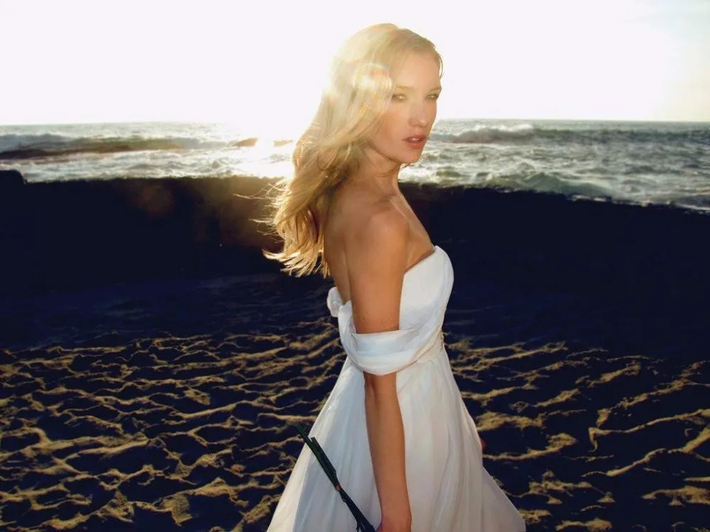 Летом Стиль Спинки Пляж Свадебные Платья Измельчитель Элегантный Boho Линия