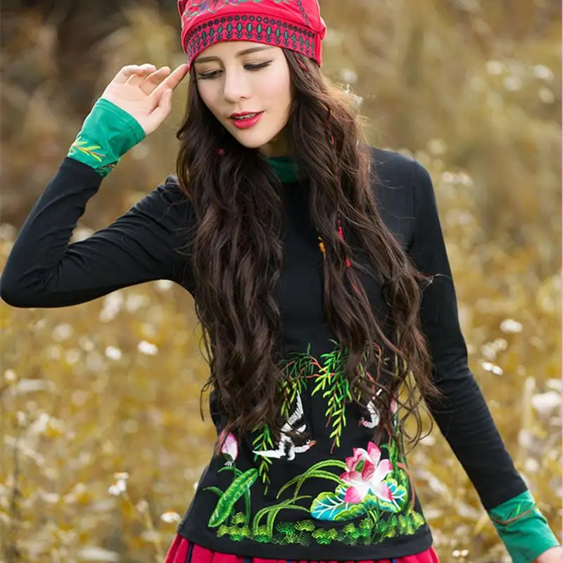 2019 Осенняя футболка с вышивкой повседневные женские винтажные Модные Топы