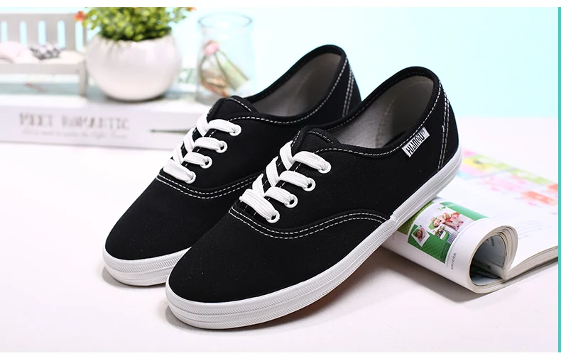 Woman Shoes Summer New Fashion Women Shoes Casual Flats Solid Canvas Classic Solid Candy Color Women Casual Shoes Sneakers