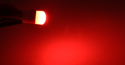 Avacom 6 шт. T10 W5W светодиодный RGB светодиодный лампочка для салона автомобиля COB чип 12 в автомобильный сигнальный светильник поворота авто Тормозная лампа ампула светодиодный Voiture - Испускаемый цвет: Красный