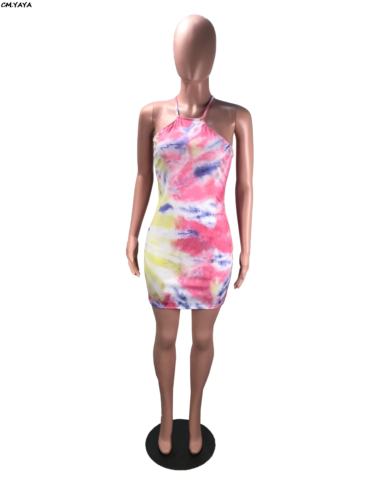 Женское облегающее мини платье выше колена с лямкой на шее открытой спиной и