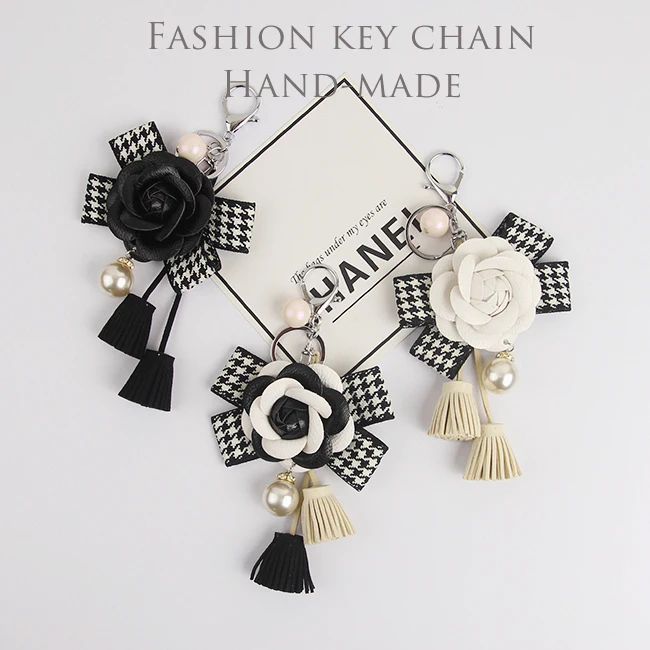 

Brand Leather Camellia Flower Keychain Keyring For Women Leather Flower Bag Charm Suede Tassel Key Chain Gold Car Keyrings