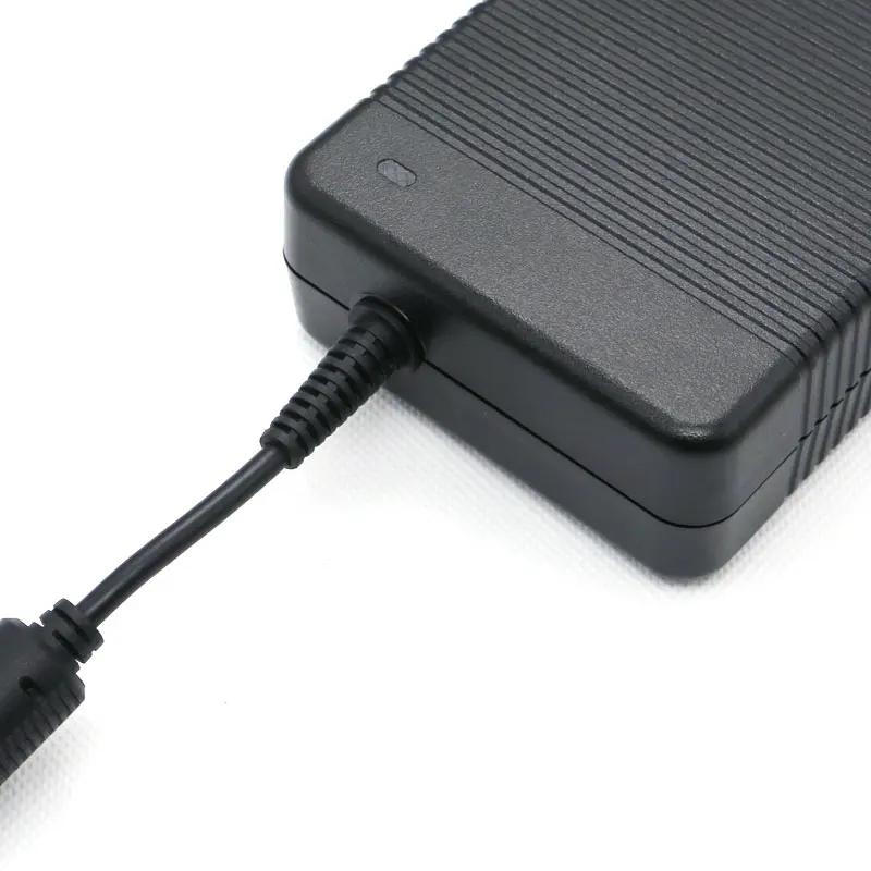 Оригинальный 230W 19 5 V 11.8A 7 4*5 0 мм HSTNN DA12 Мощность адаптер для HP 8460W 8560W 8570W 8740W 609921 001